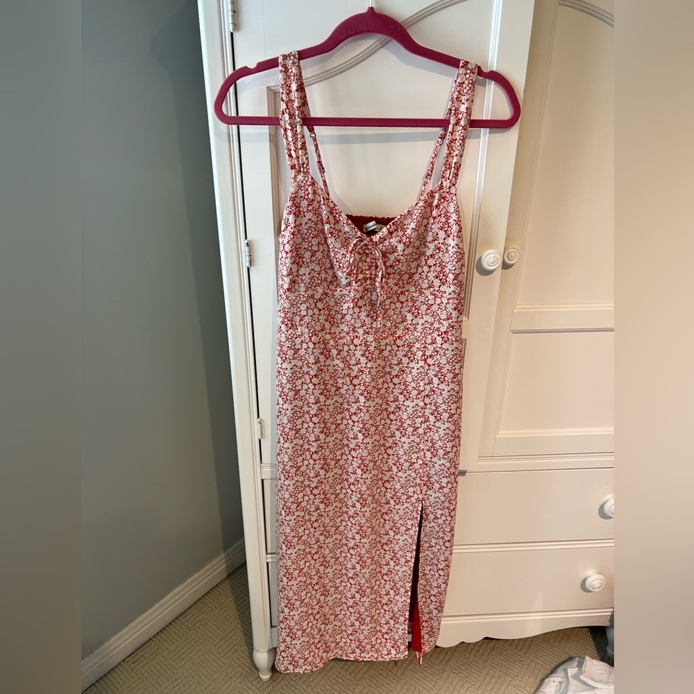 Abercrombie floral dress - size Medium